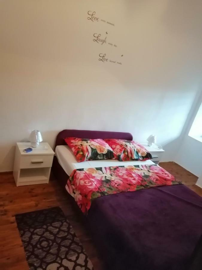Apartman Tea Daire Pula Dış mekan fotoğraf